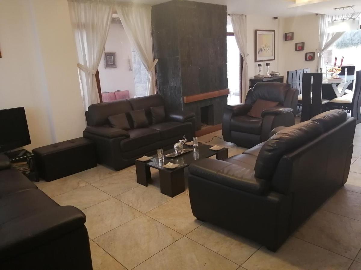 Fakali Homestay Quito Ngoại thất bức ảnh